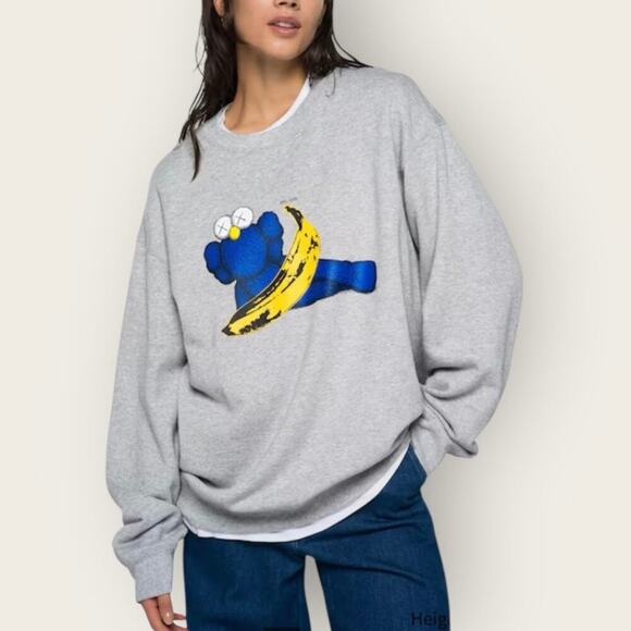 NWT | Uniqlo x KAWS x Warhol | Banana Crew Sweatshirt | Gray | Small - Picture 1 of 14